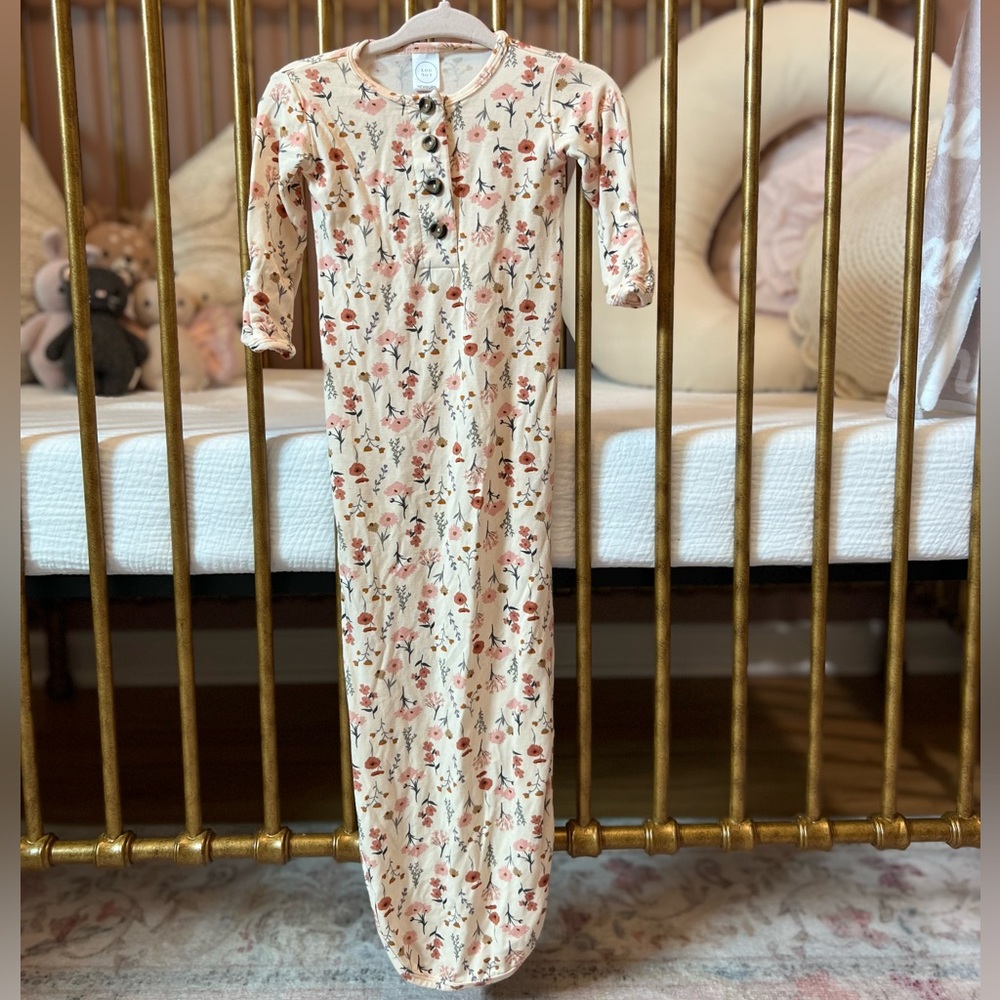 Lou Lou & Company Knotted Rachel Gown (bamboo) NB-3months